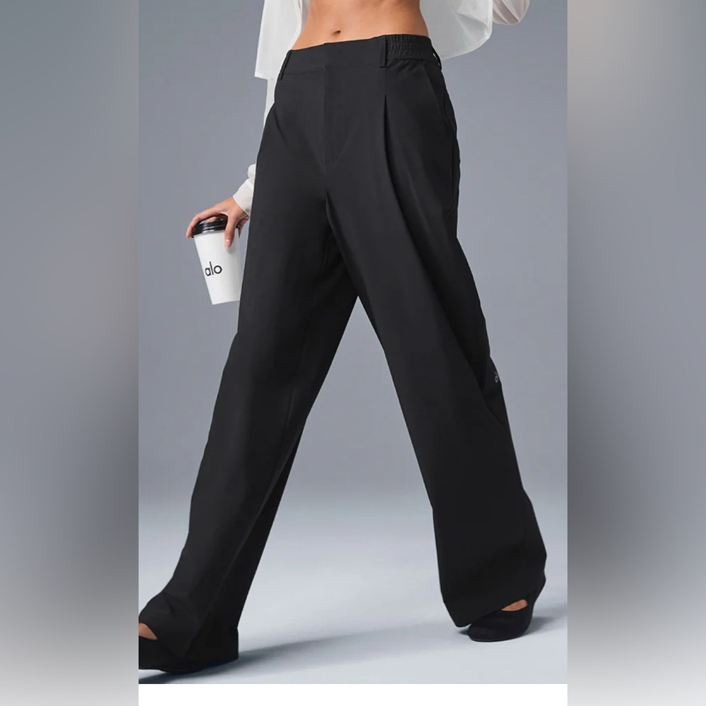 Alo High-Waist Pursuit Trouser (Never worn)